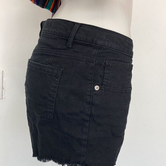 So heritage shorts   - Picture 4 of 7